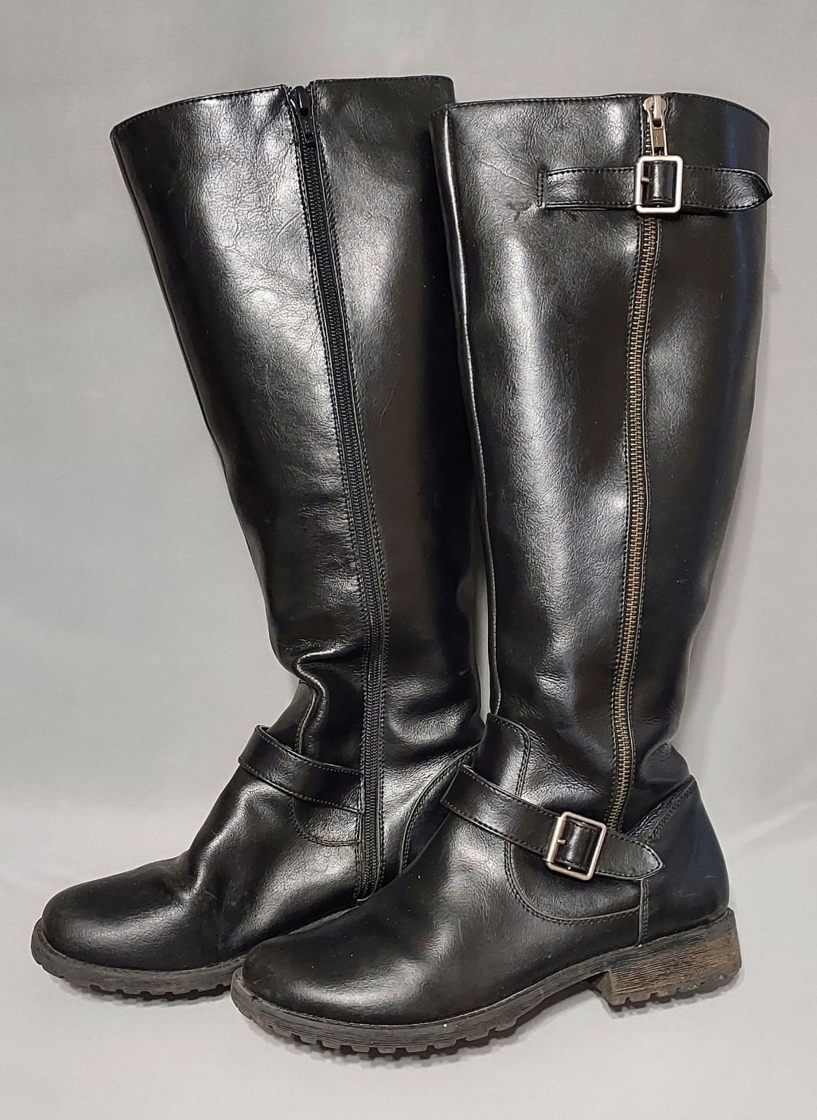 Skechers – ladies 18 inch high black leather boots with full zipper – size 9