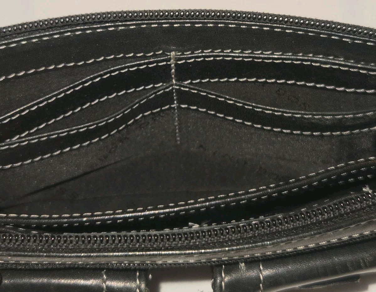 Nino Bossi Black Leather Double Push Lock • Zip Clutch Wallet Wristlet • EUC