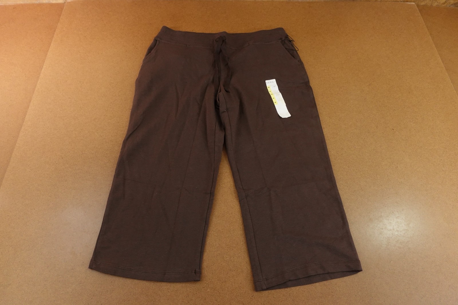 Nicole Miller Womens Medium Brown Straight Leg Comfort Capri Pants Inseam 21 In
