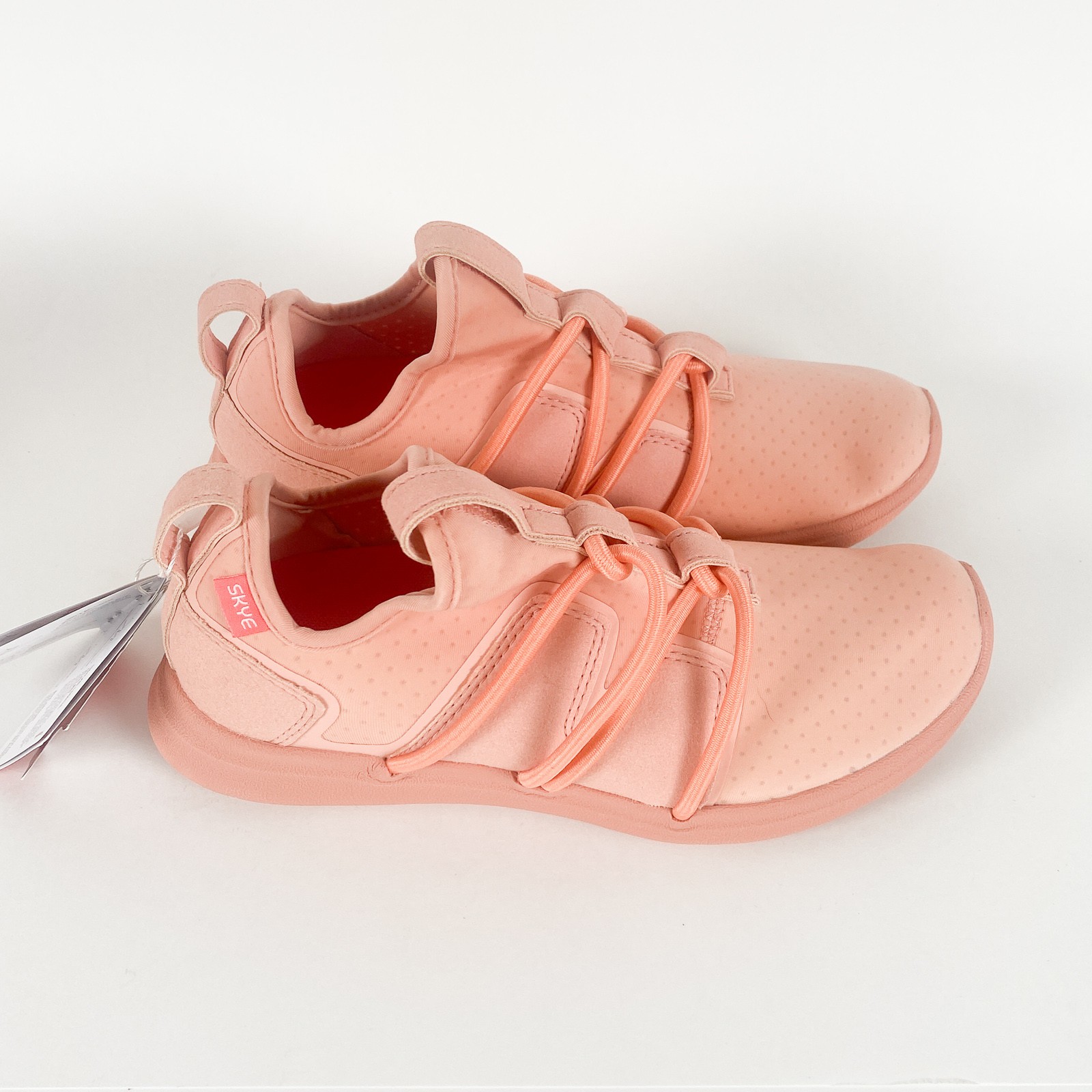 NWT SKYE Footwear The Rbutus Sakura Pink Premium Slip On Sneaker Box W7.5 M6 NOS