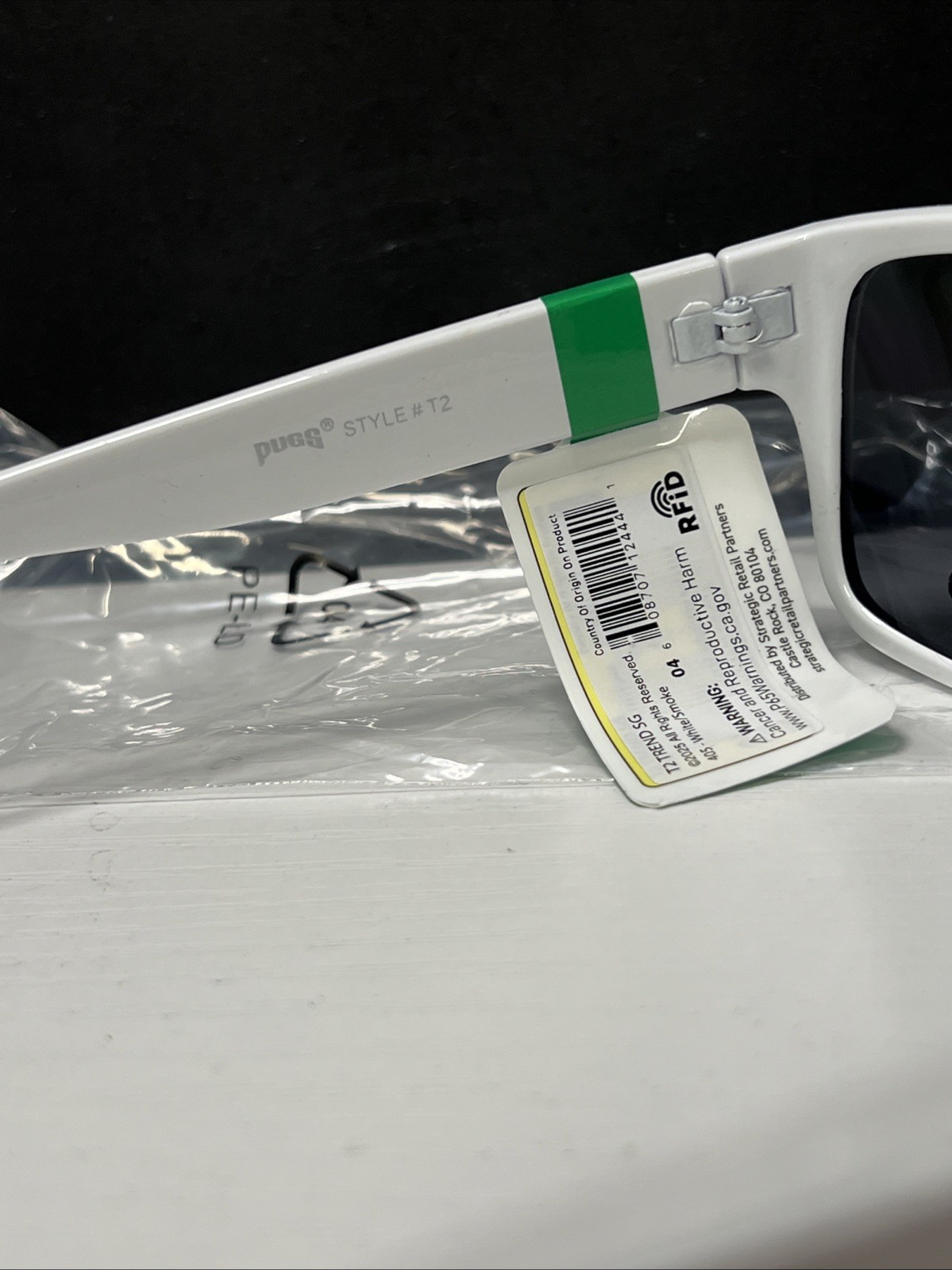 Pugs Trend T2 Sunglasses w/ White Frame & Black Colored Lenses New UV400