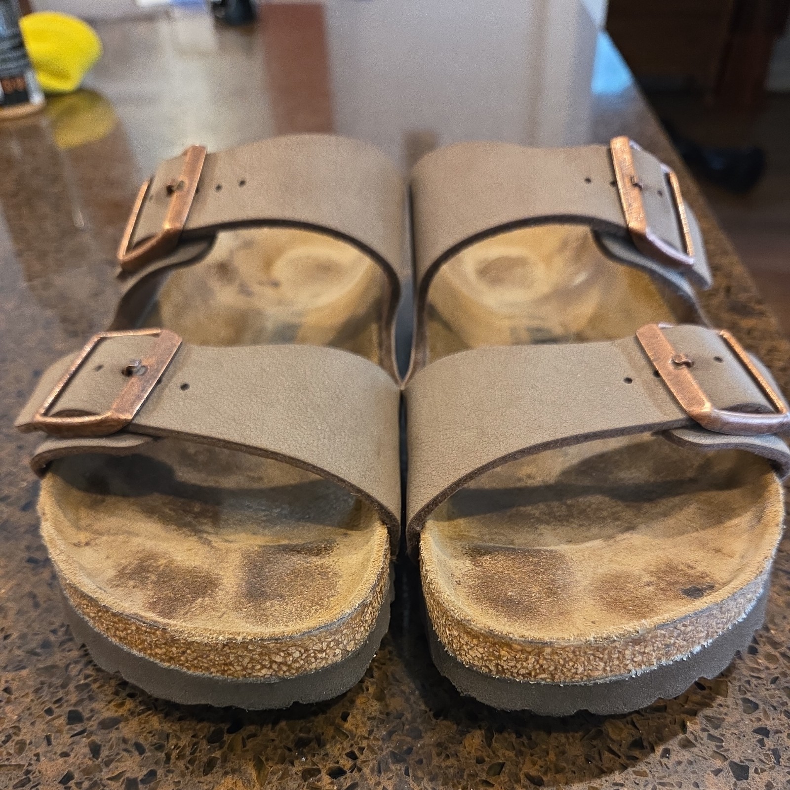 Birkenstock Sandals Womens Size 39 Narrow Arizona Slip on