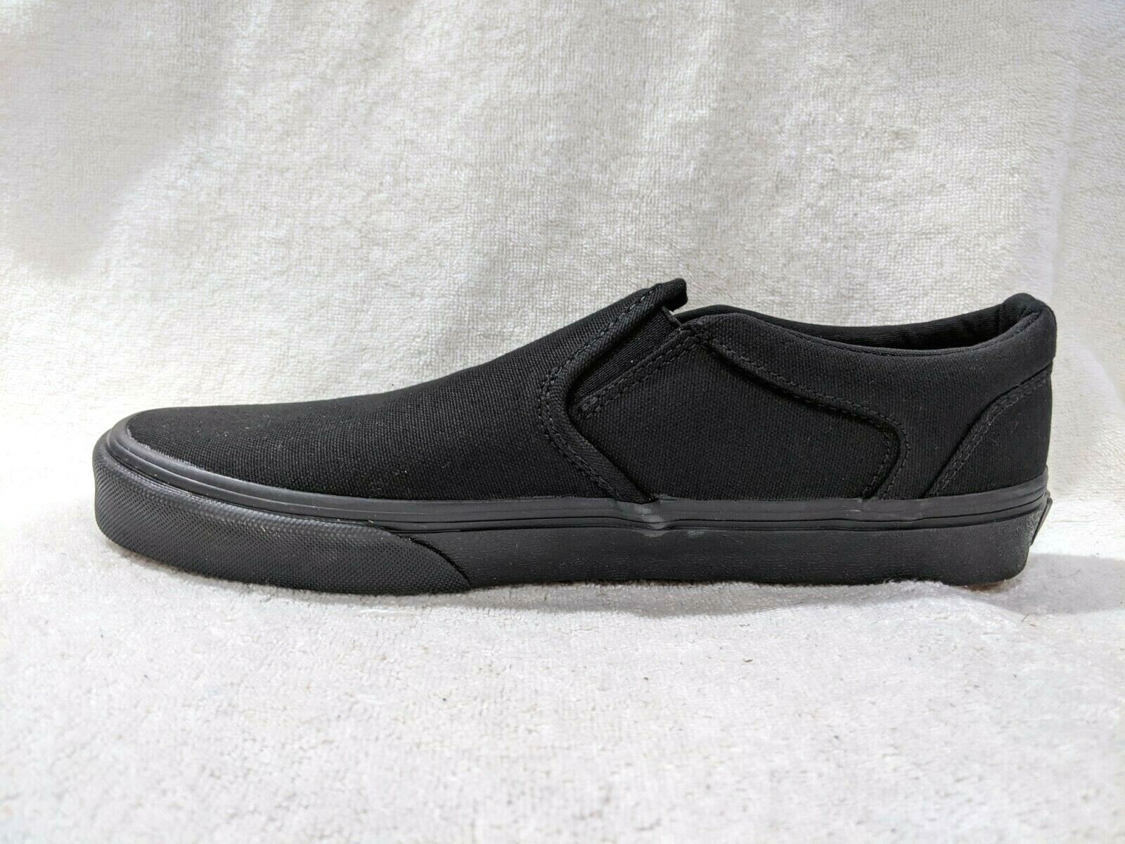 Vans Men’s Asher Black Canvas Slip On Skate Shoes – Size 9.5/10.5/12 NWB
