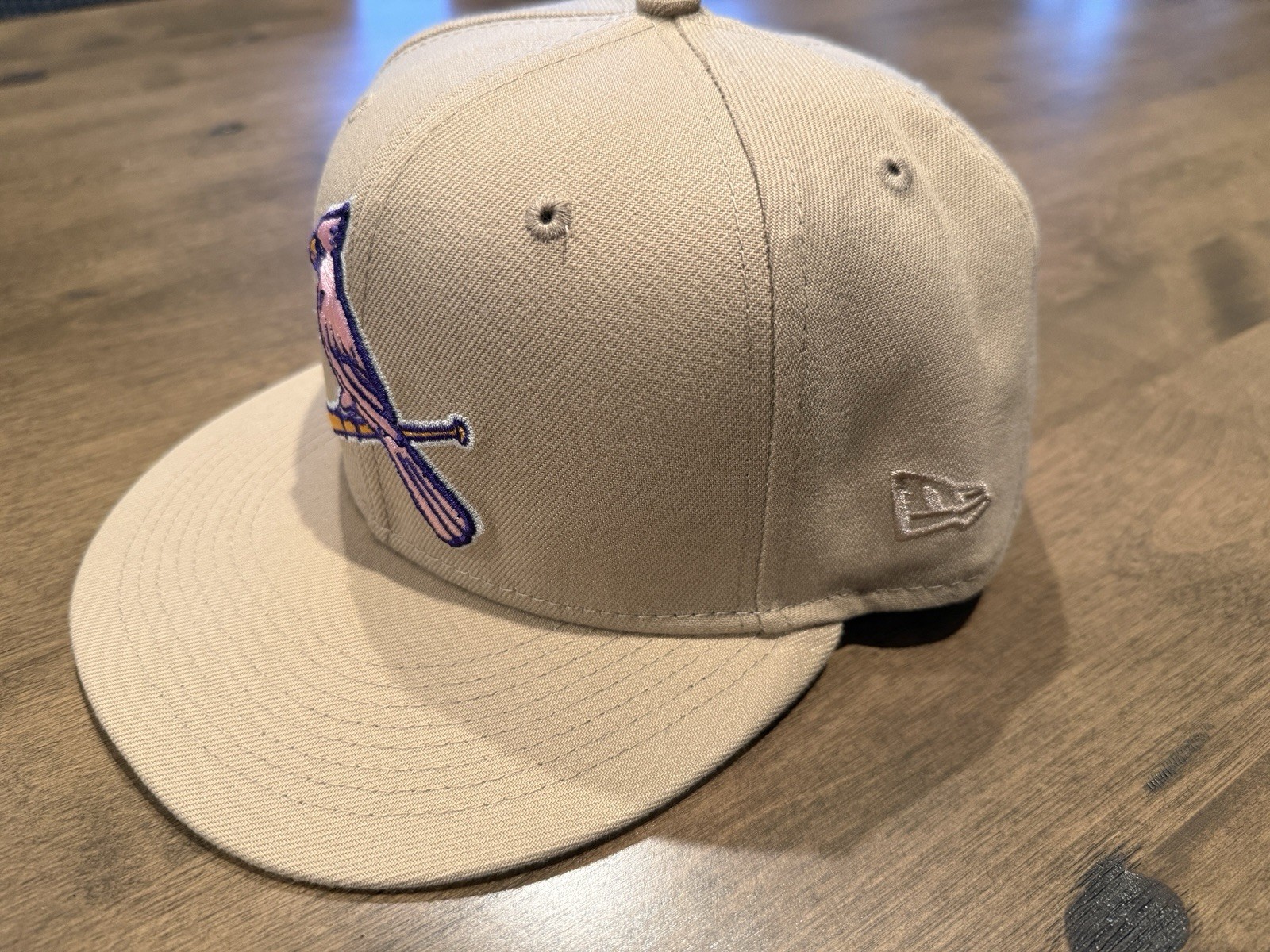 New Era 59FIFTY St. Louis Cardinals Beige Pink Brim Fitted Cap Men’s 7 3/8