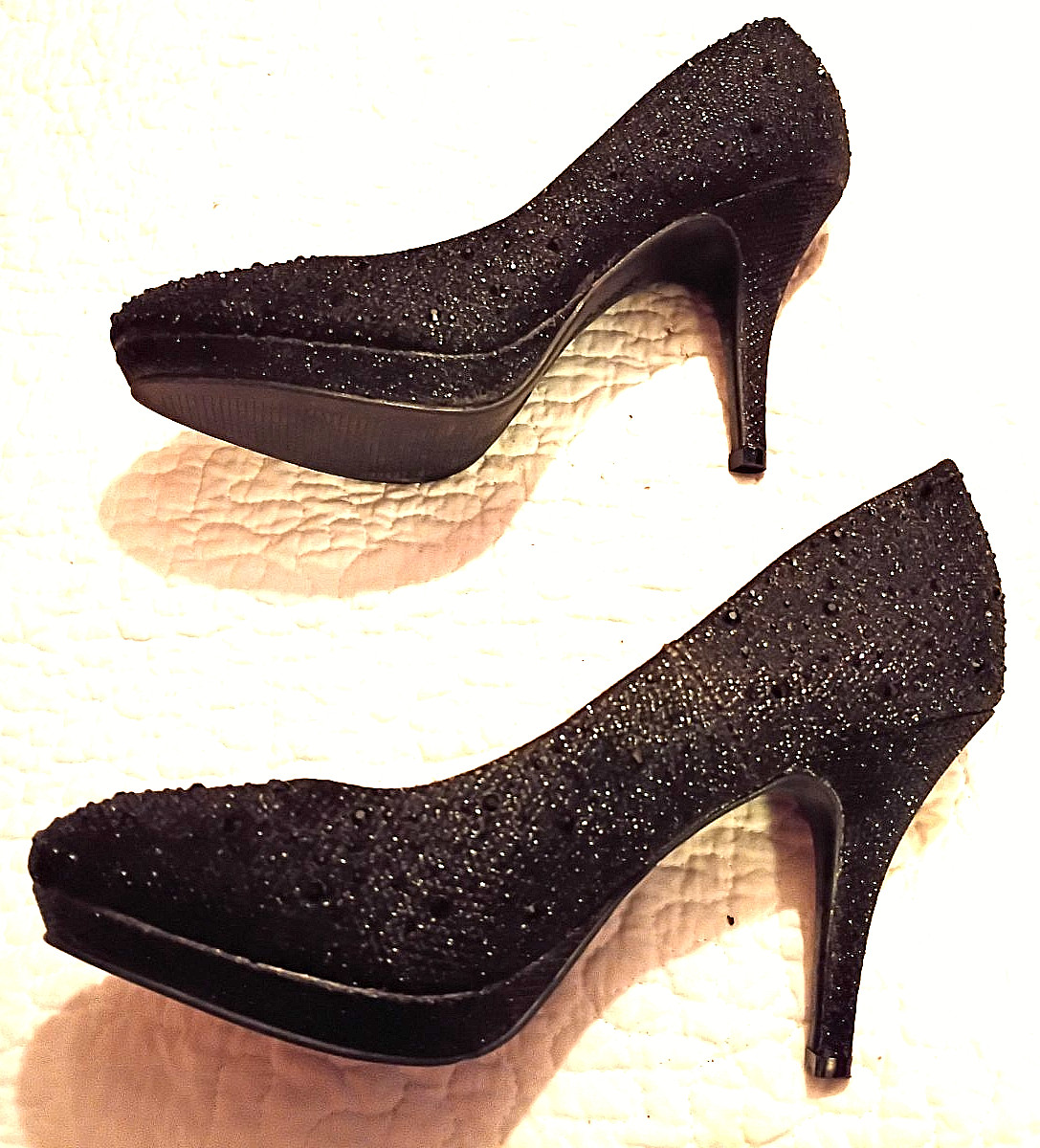 Black glitter pumps, women’s 7 M, Silver Slipper brand, 3.5-in heels, UNWORN