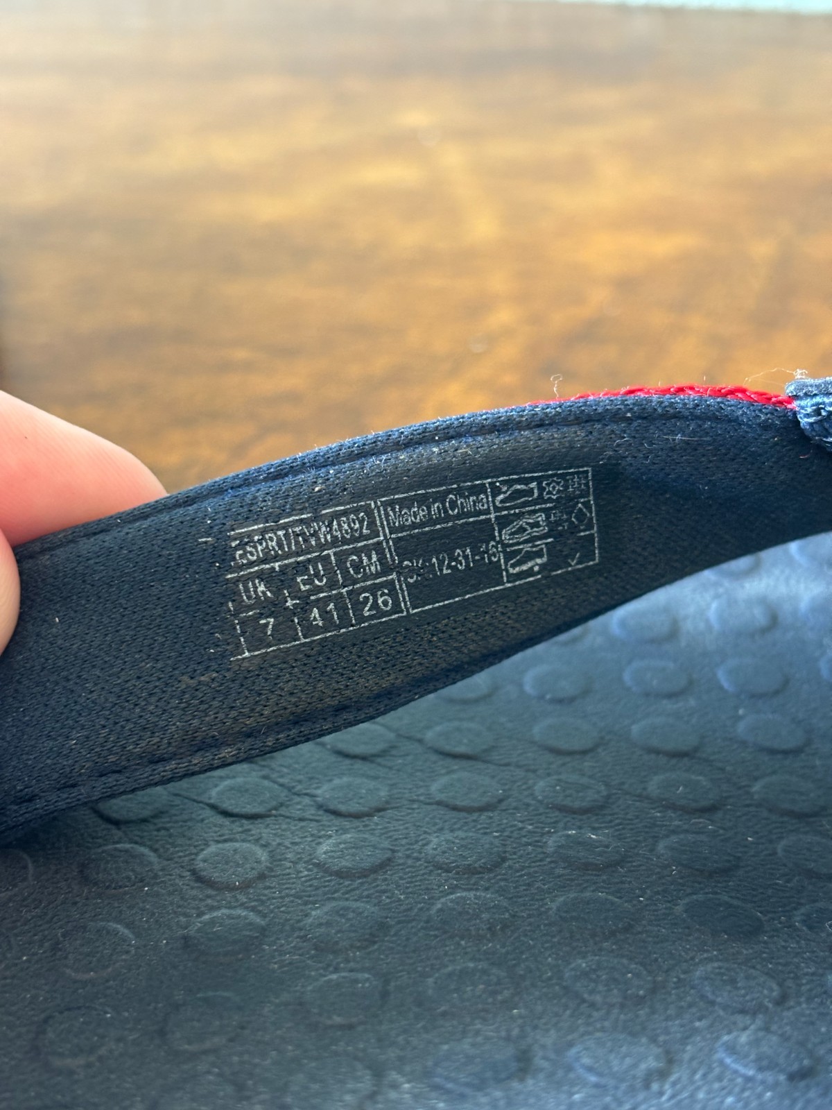 Womens Vionic Tide Sport Flip Flop Sandal Size 9 – Navy with Red Stripe