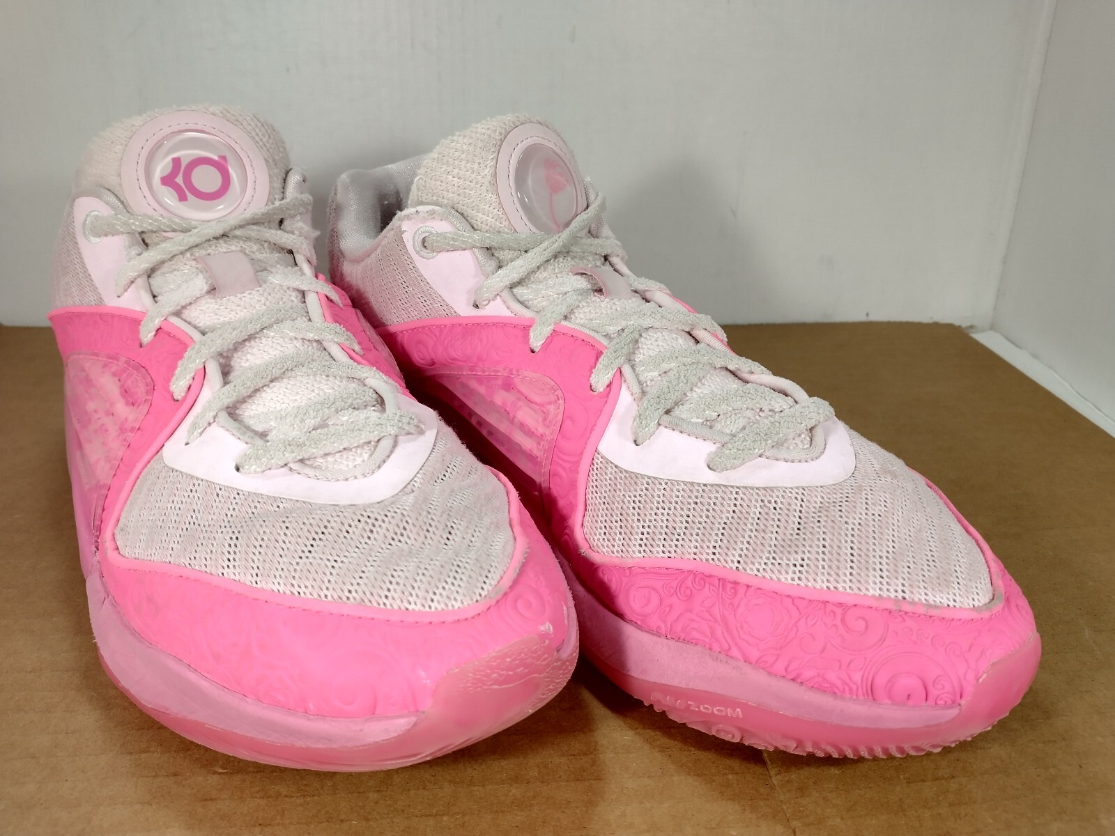 NIKE KD 16 ‘Aunt Pearl’ Pink Sneakers Men’s Size 9 FN4929-600