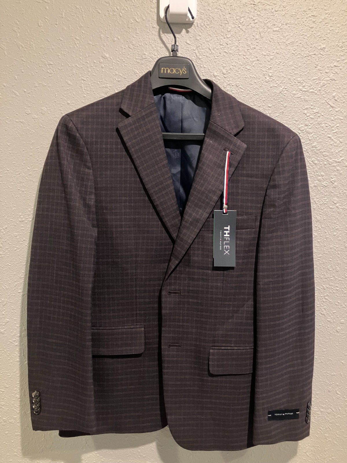 $295 Tommy Hilfiger Men’s 38S Check Modern-Fit Sport Coat Brand New With Tags