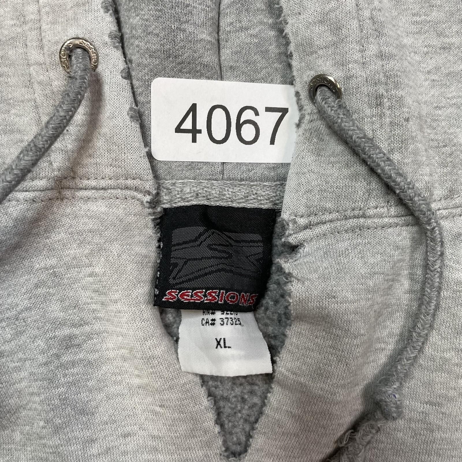 Sessions Sweater XL 00s Y2k Skateboarding Skating Skater Skate Streetwear Hoodie