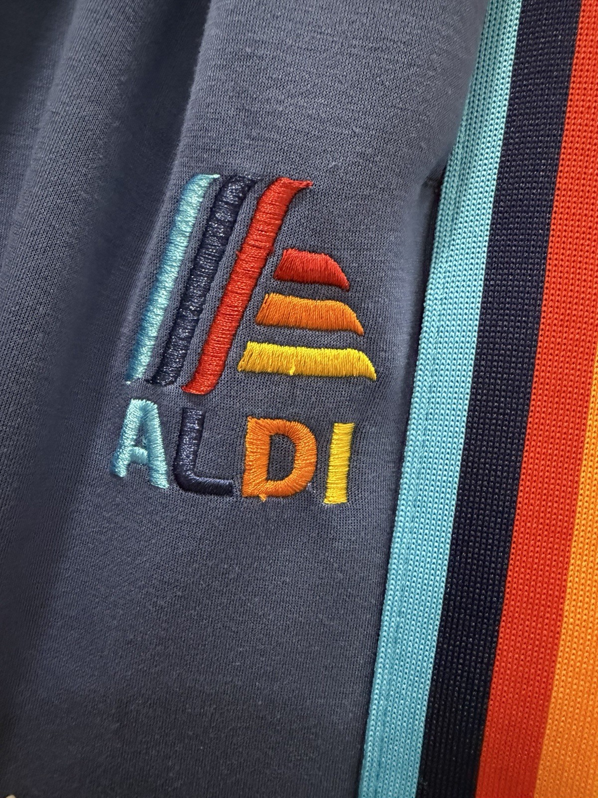 ALDI GEAR Wide Leg Bottoms Jogger Pants Rainbow Stripe Blue XL