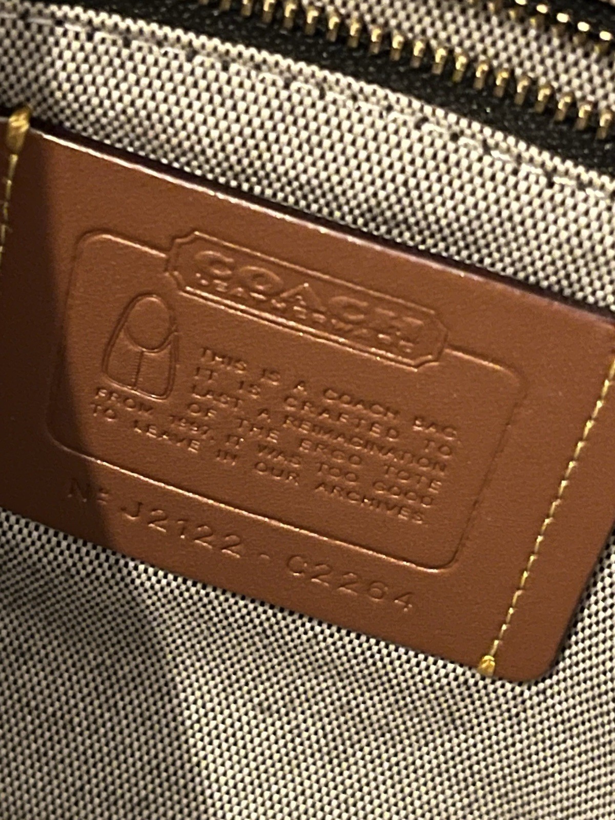 COACH Ergo 33 Black Glovetanned Leather Crescent Shoulder Bag C2265 EUC