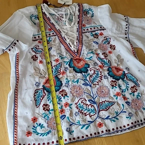 Johnny Was Oman Laceup Swing Embroidered Blouse Size L
