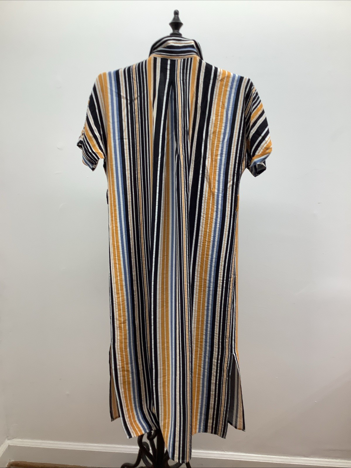 Davi&Dani Rayon 80% /Nylon Striped Dress Size Medium,New. (missing Strap).
