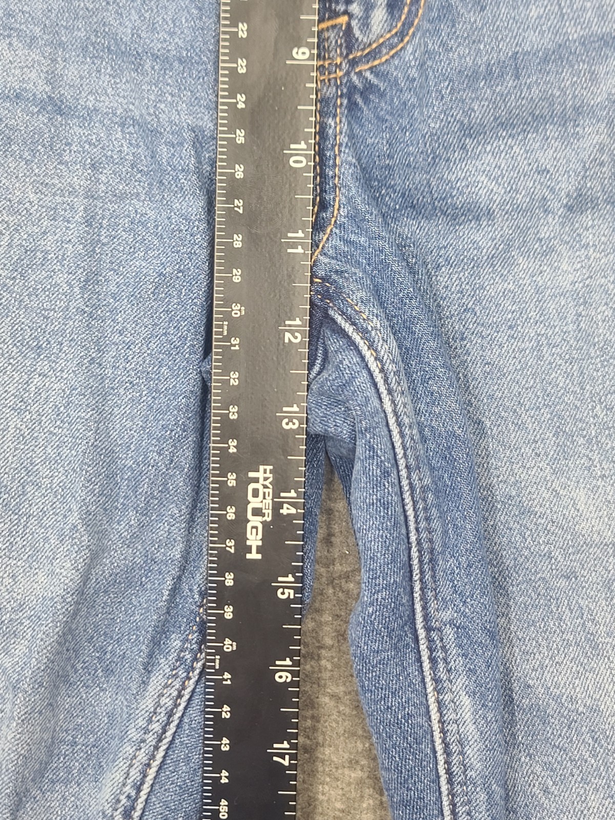 American Eagle Strigid Mom Jeans 6 28W Bright Star High Rise Destructed NWT