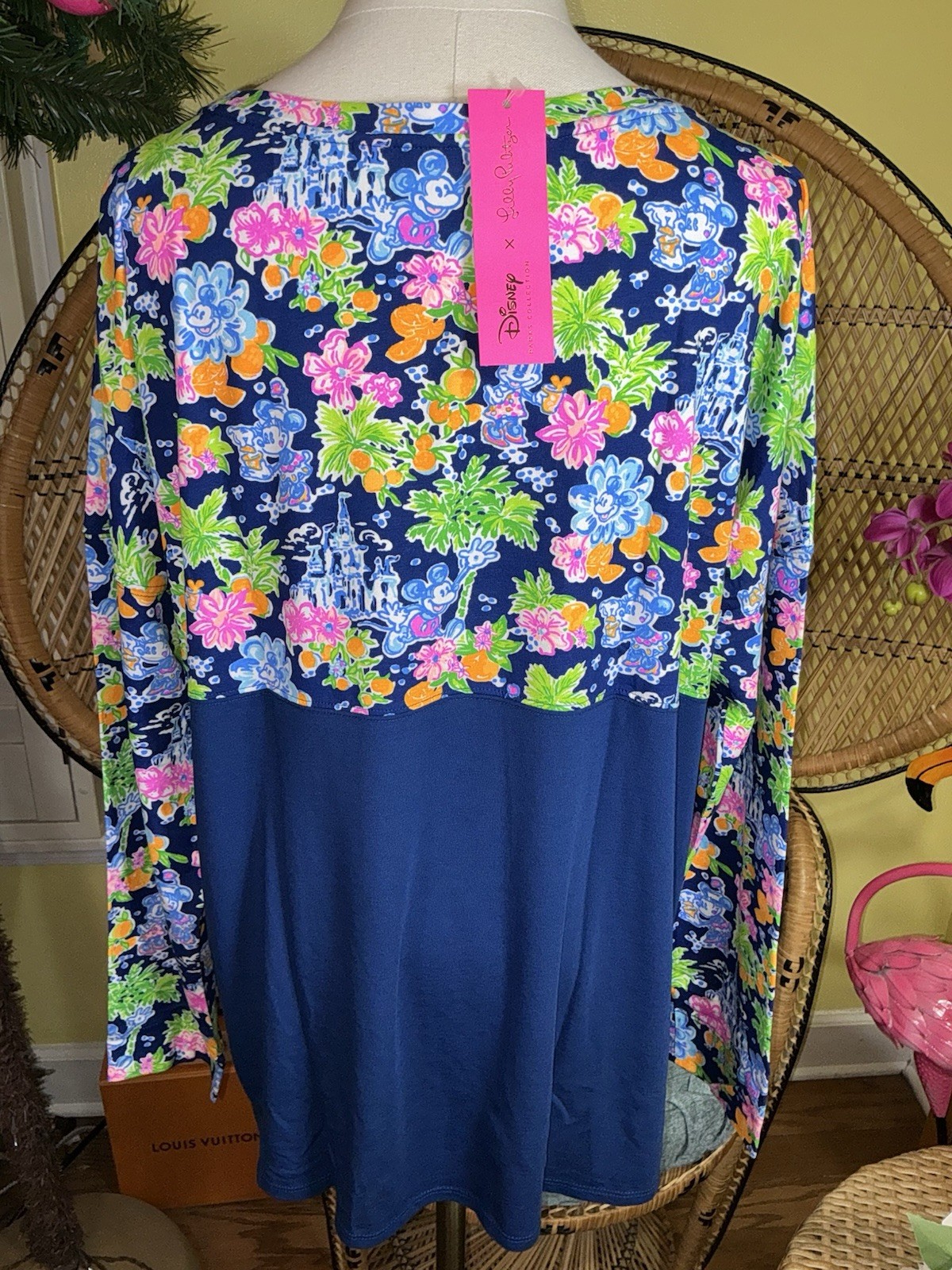 Lilly Pulitzer NWT Finn Top Lilly Loves Disney Size L,XL