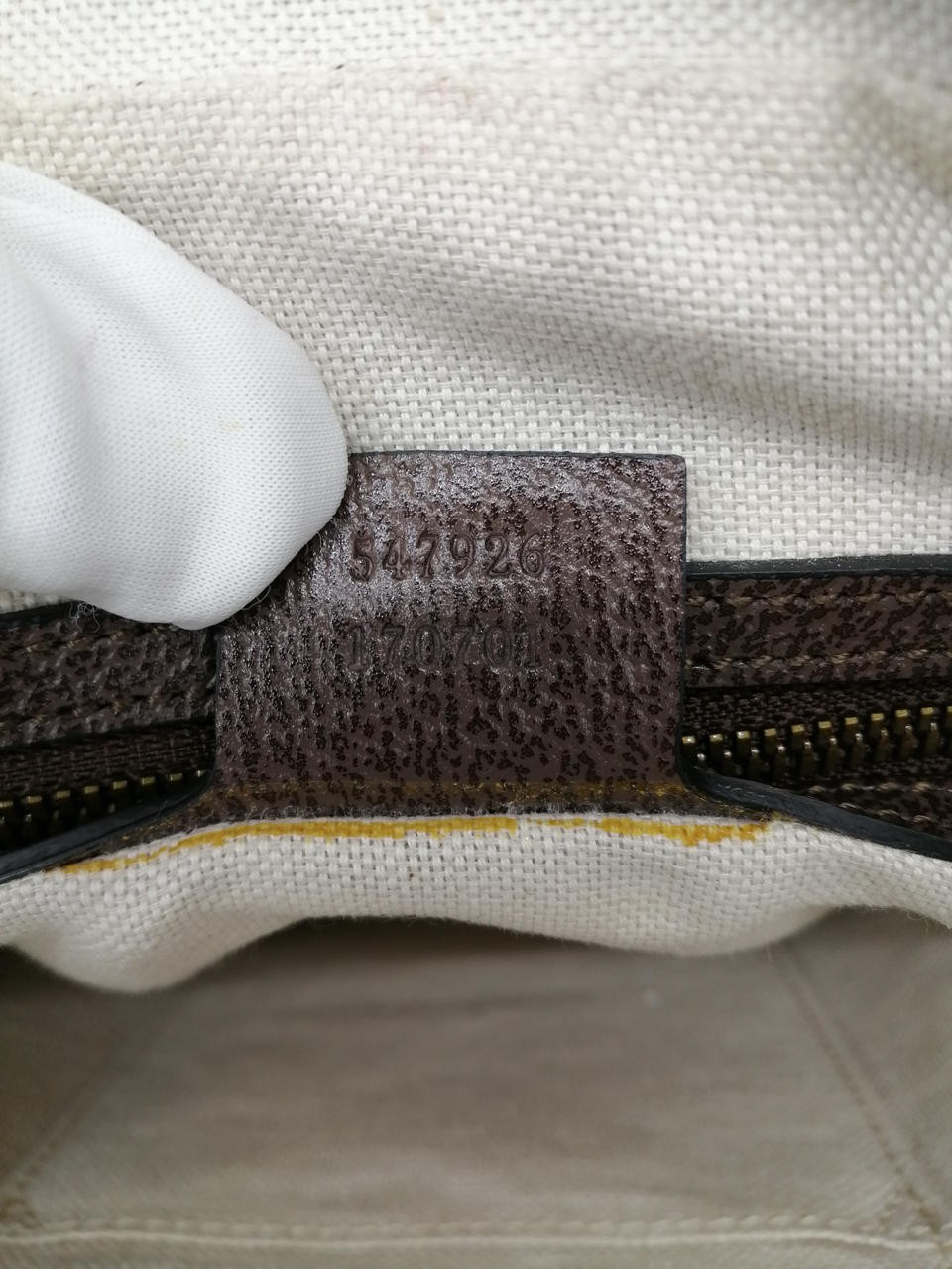 GUCCI Ophidia GG Small Messenger Bag Model Number 547926