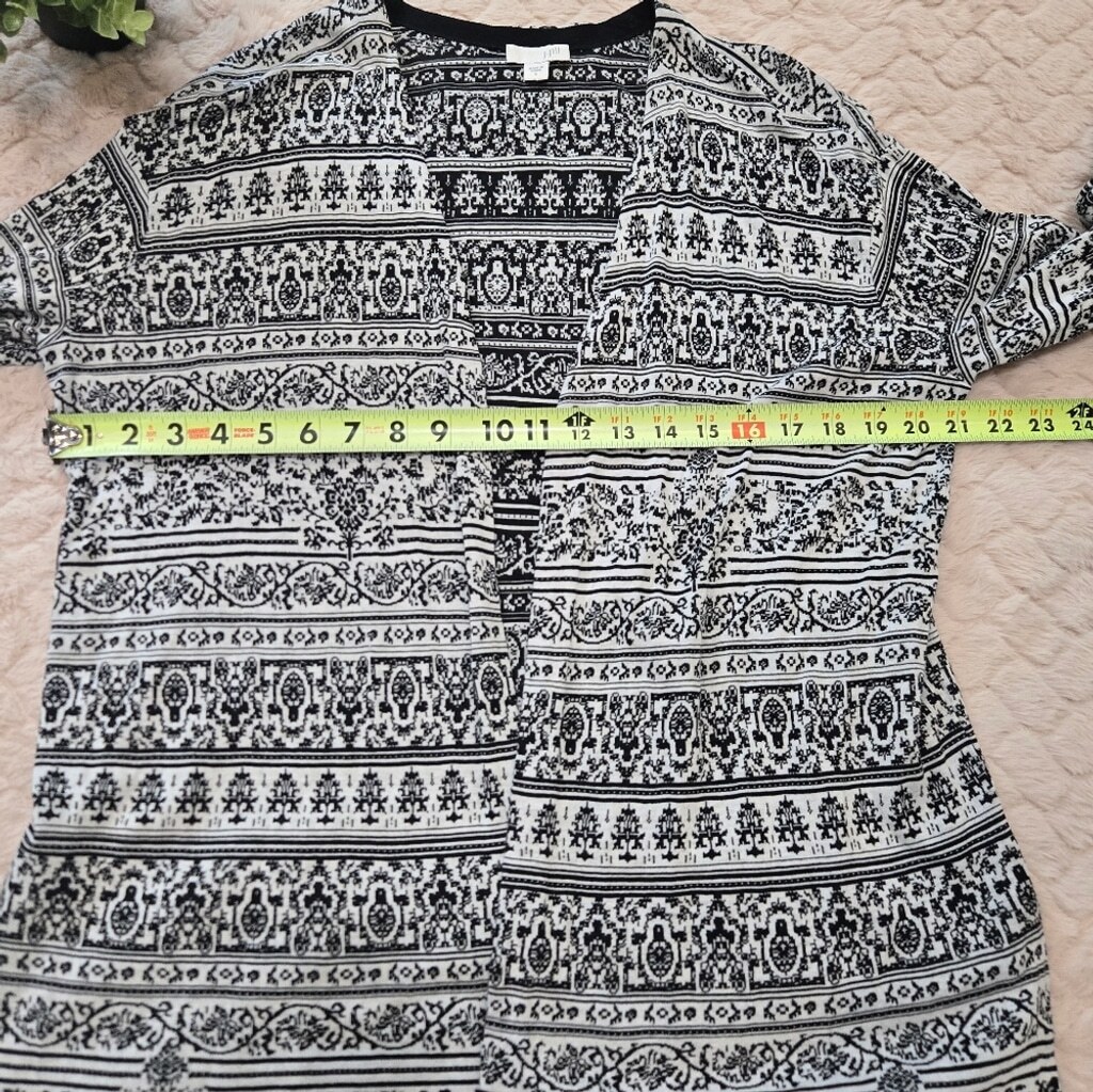 J. Jill Black and White Jacquard Open-Front Cardigan, Small