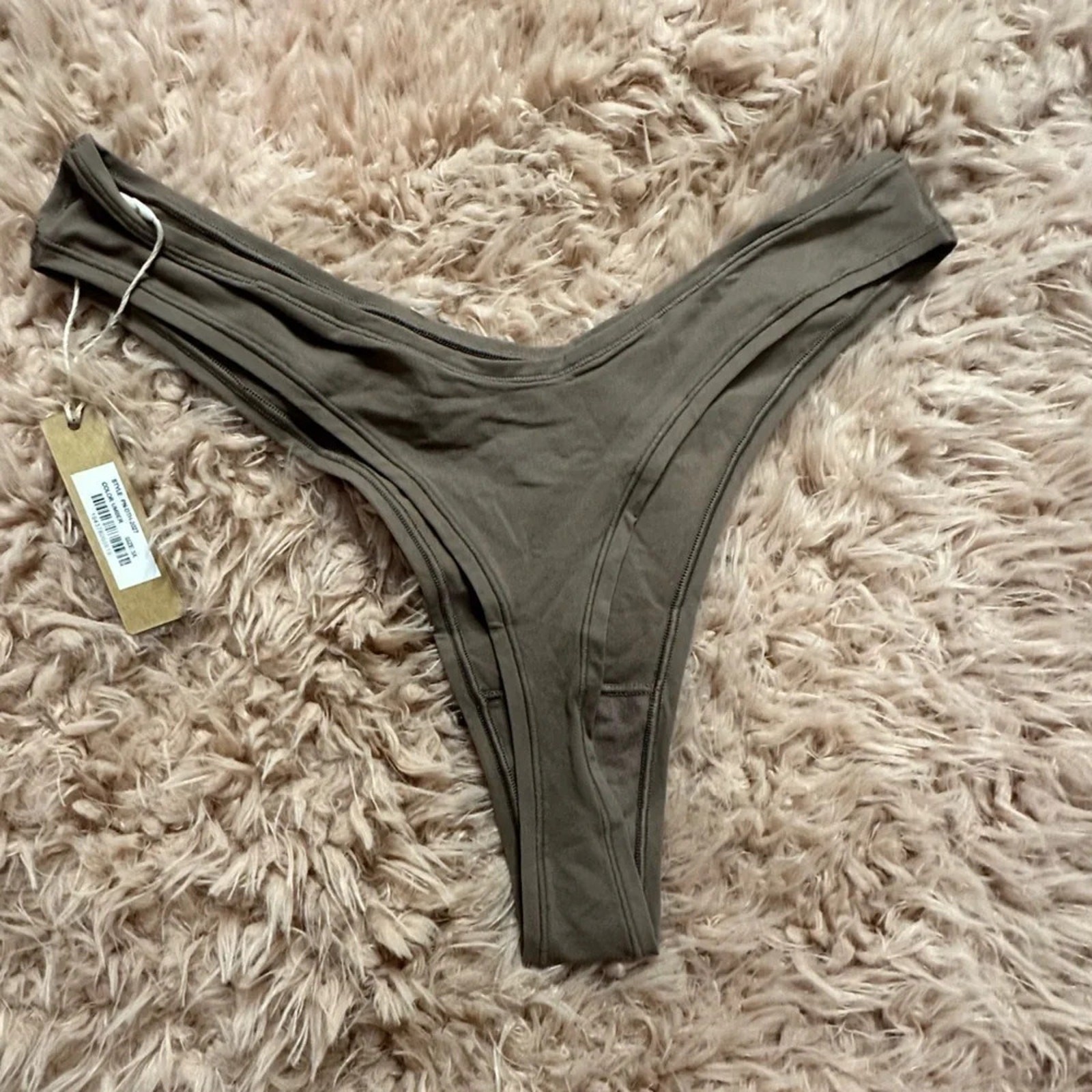 Skims Dip Front Thong Umber NWT 3X
