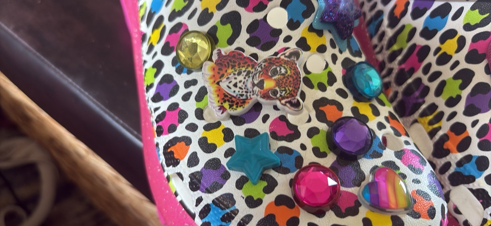 Lisa Frank mega crush clogs W/8- M/6