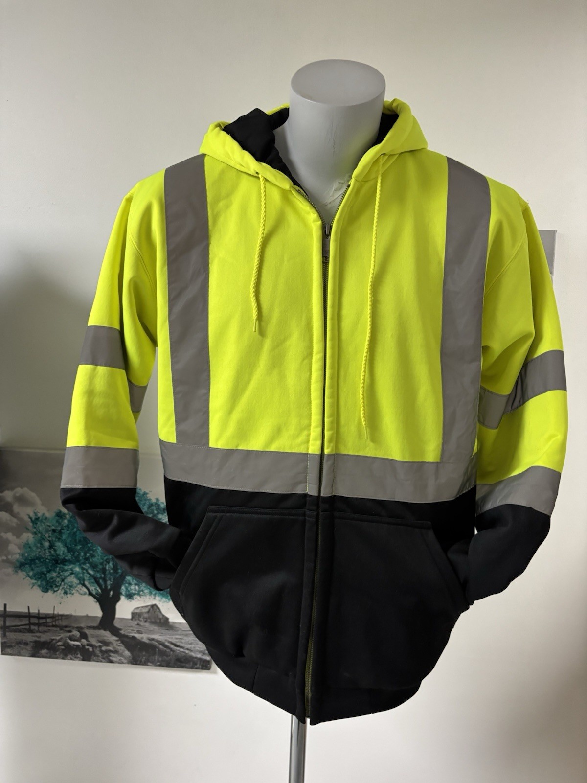 Utility Pro Jacket Mens M 38/40Yellow Gray Hi Vis Reflective Hooded Warm Up Work