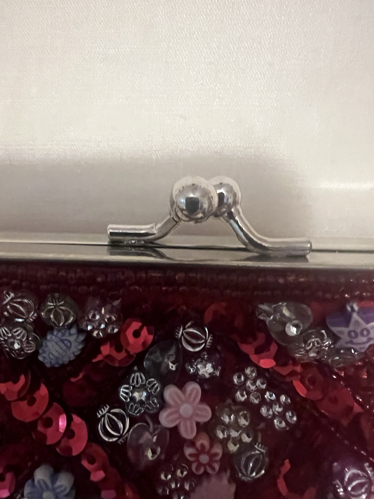 NEW Red Beaded Sequin Floral Lock Clutch satin Lined three lengths