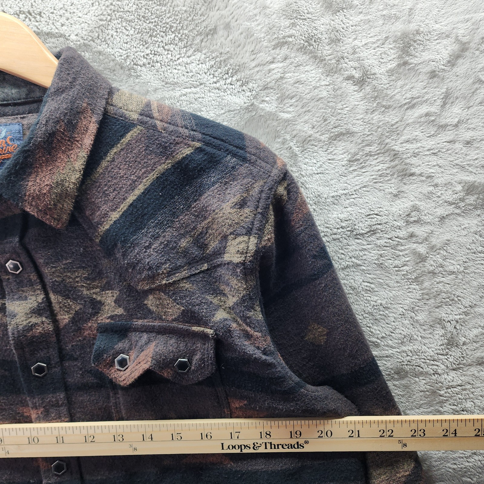 Moonshine Spirit Flannel Shirt Jacket Medium Southwestern Aztec Button Up