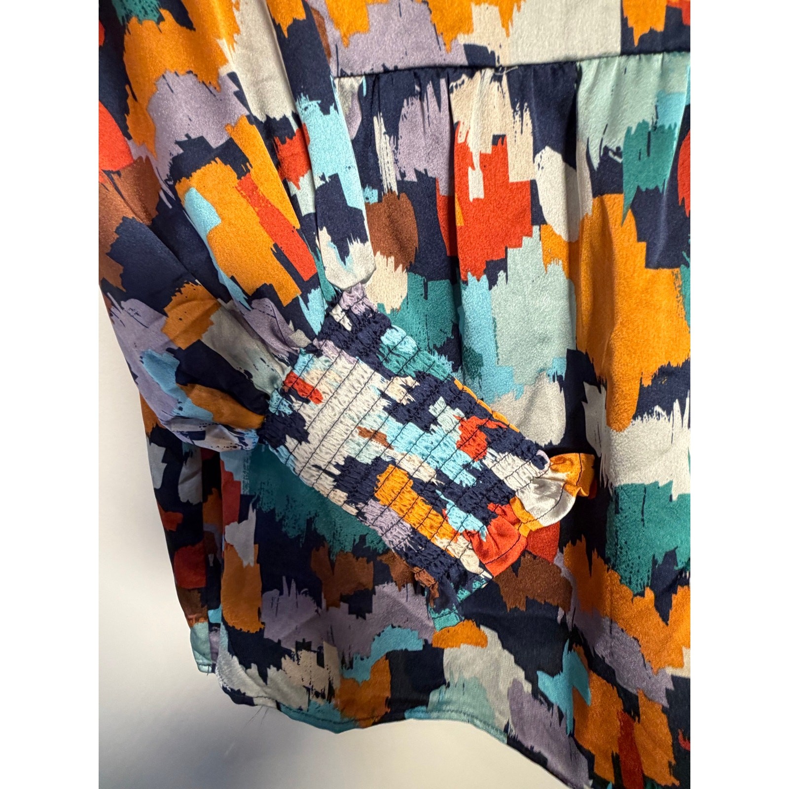 Entro Womens Small Abstract Print Babydoll Blouse Smocked Cuff Long Sleeve Top