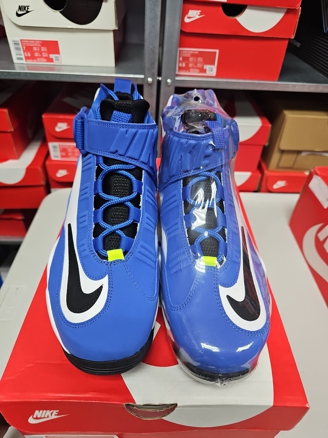 NIKE AIR GRIFFEY MAX 1 2021 ” VARSITY ROYAL ” SIZE 9.5 NEW IN HAND