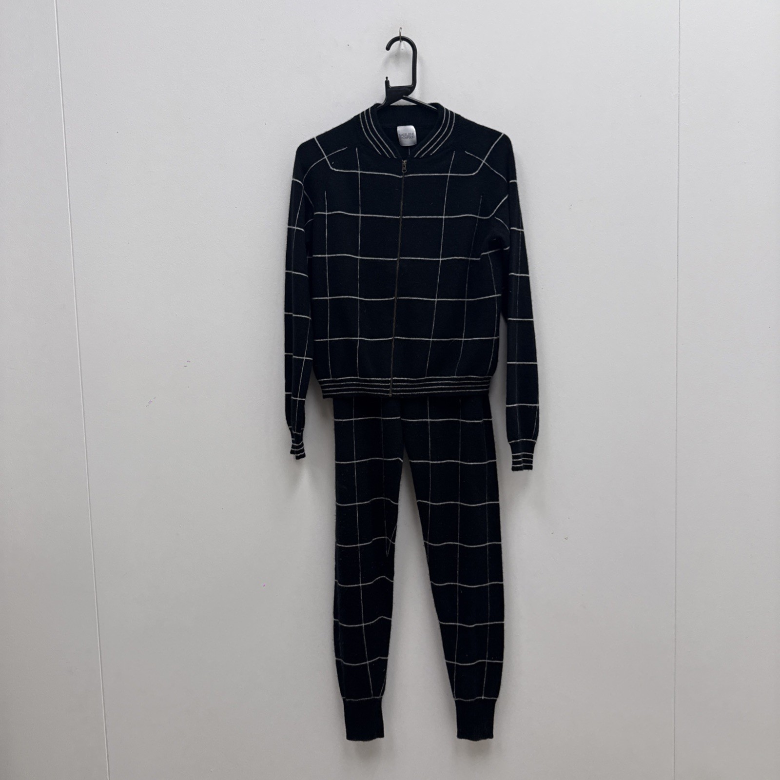 Madeleine Thompson Black & White Pattern Cashmere Jacket & Trousers Size Medium