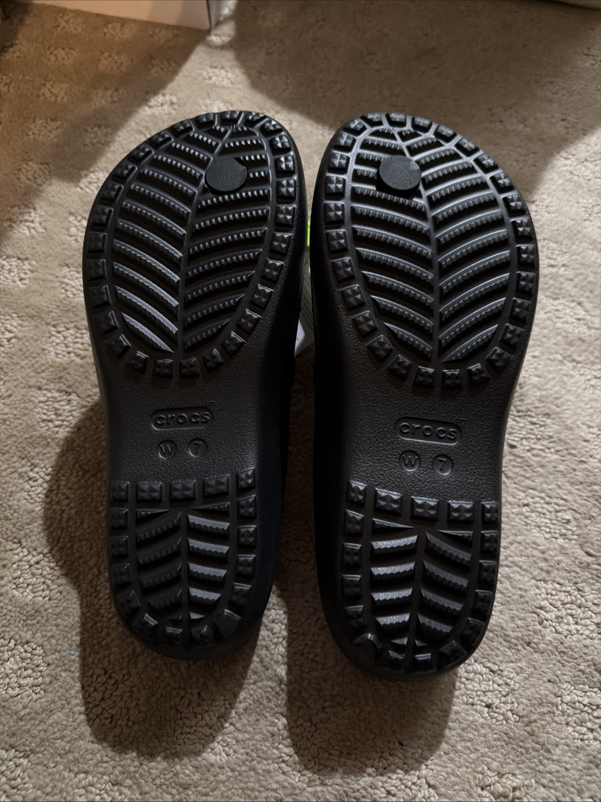 Crocs Kadee Wedge Flip Black Flip Flop Sandals. Sz 7. NWT!