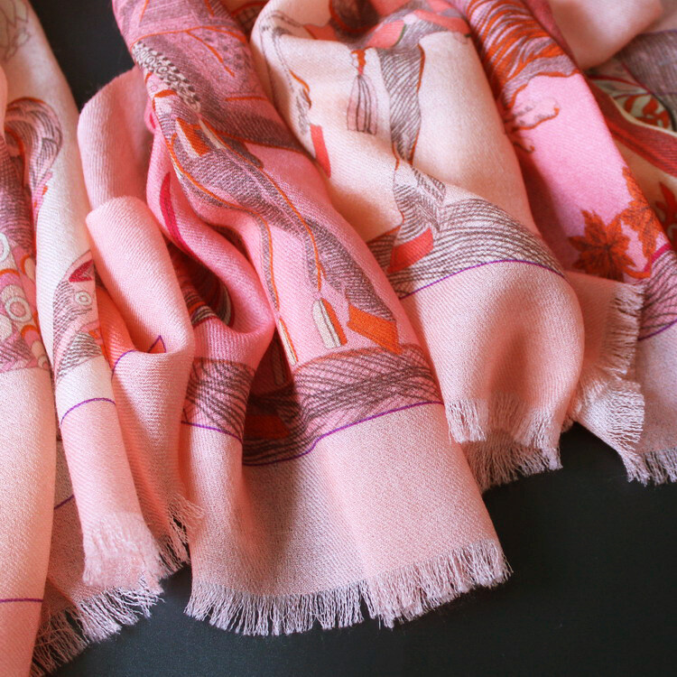 Sallys Cashmere Ring Scarf Wrap Shawl Unicorn Print Thin Soft Delicate 78″ x 39″