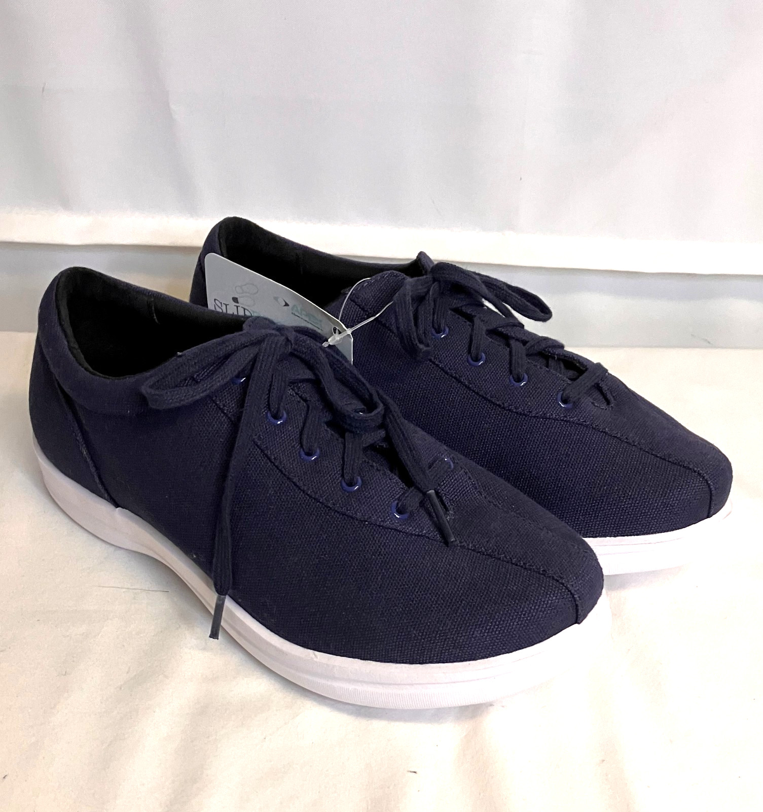 Apex Petals Ellen Navy Blue Canvas Lace Up Shoes Sneakers 7.5 X-WIDE NWOB!