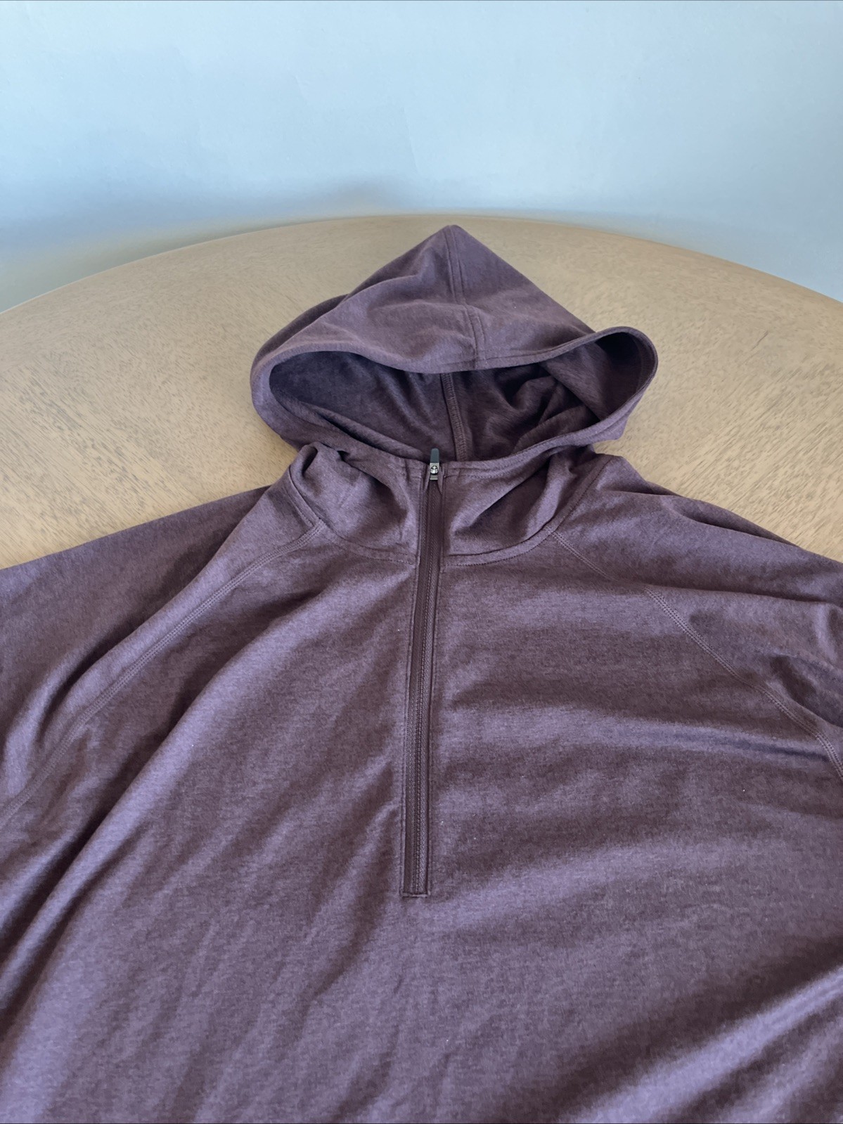 Vuori Ponto Performance Half-Zip Hoodie in Mahogany Heather- Men’s Size Large
