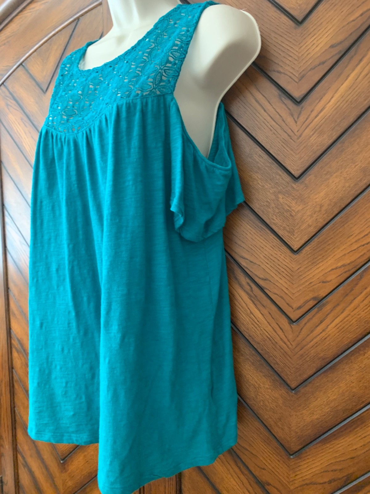 Old navy teal green cold shoulder lace top size large
