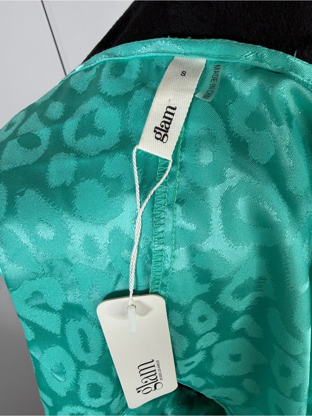 NWT Glam Turquoise Leopard Jacquard Tie Front Cami Top Size Small