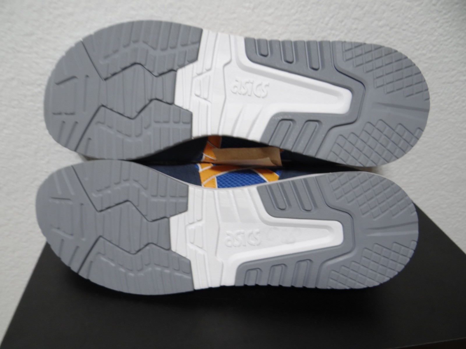 ASICS Lyte Classic ‘Blue Yellow’ Men’s 13 Retro Sneakers 1201A449 Rare NEW NWOB