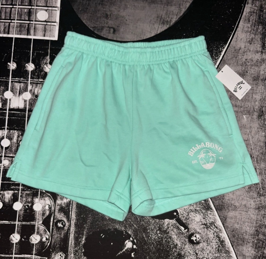 NWT Billabong Wave Runner Fleece Shorts Sz XS Spearmint