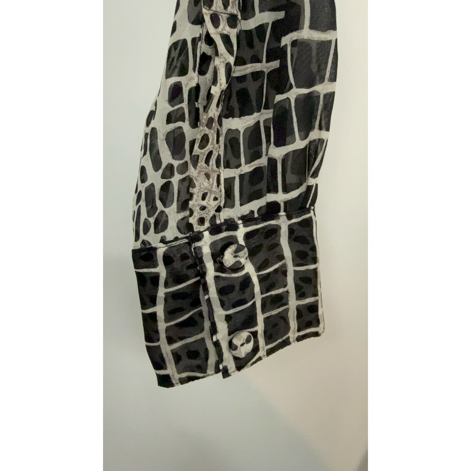 BCBGMAXAZRIA Joel Hi-Low Blouse Women’s Size XXS Gardenia Combo Sheer V-Neck