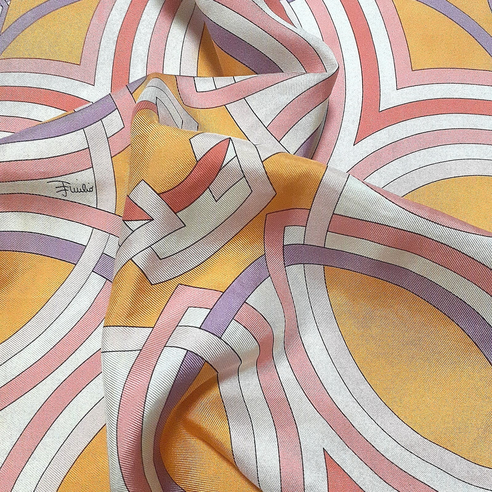 Emilio Pucci Silk Pocket Chief Mini Scarf Pink Orange Geometric Flower 40×41cm
