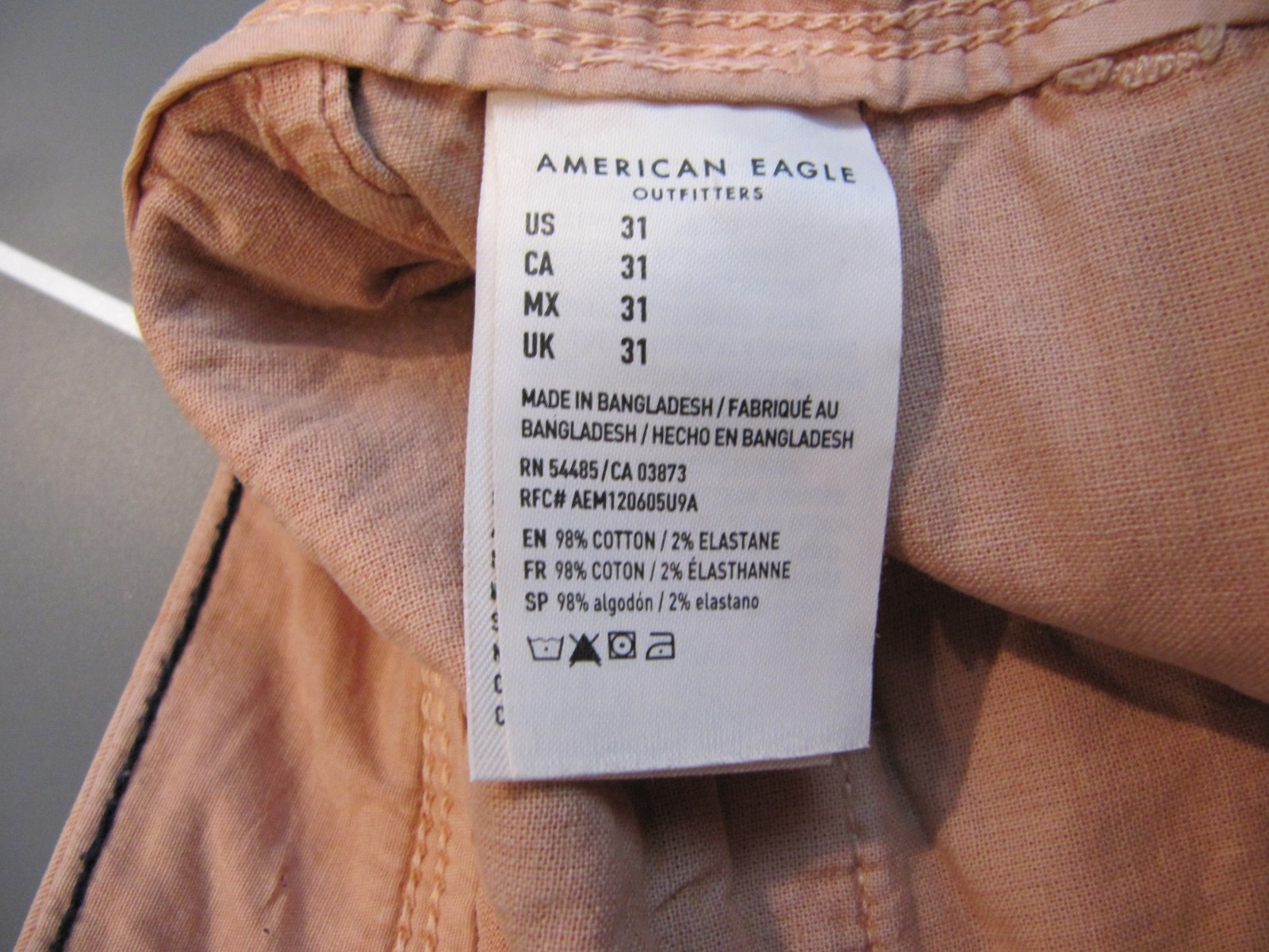 American Eagle Outfitters Next Level Flex Men’s Chino Shorts Size 31 Coral color