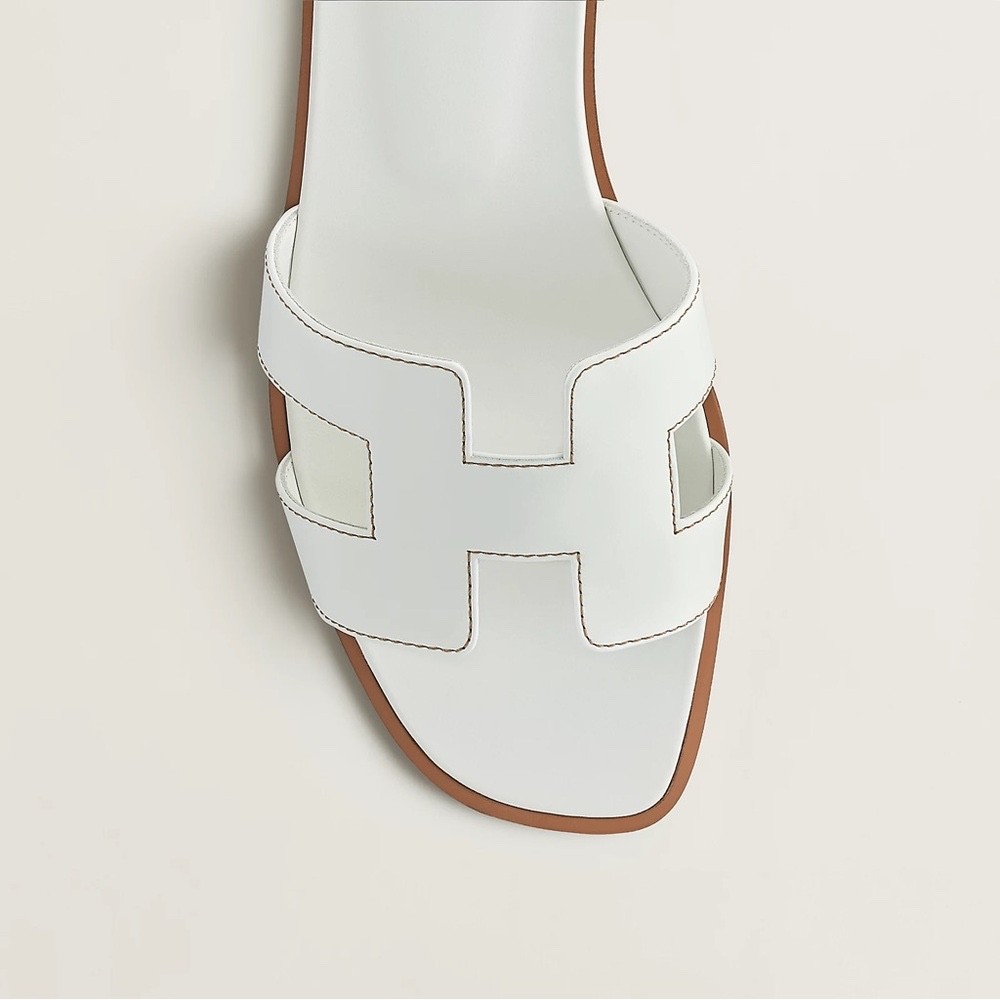 Hermes Oran Sandals in White/Blanc color, size 41.5, with original box