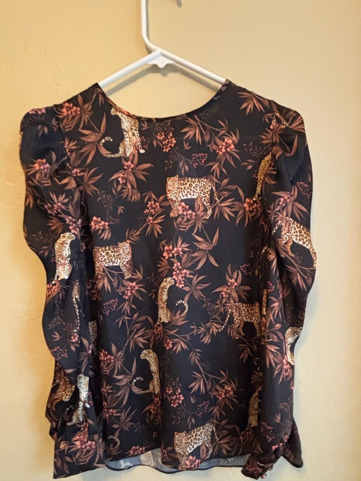 Generation Love Cheetah & Floral Pattern Blouse NWT Women’s XS