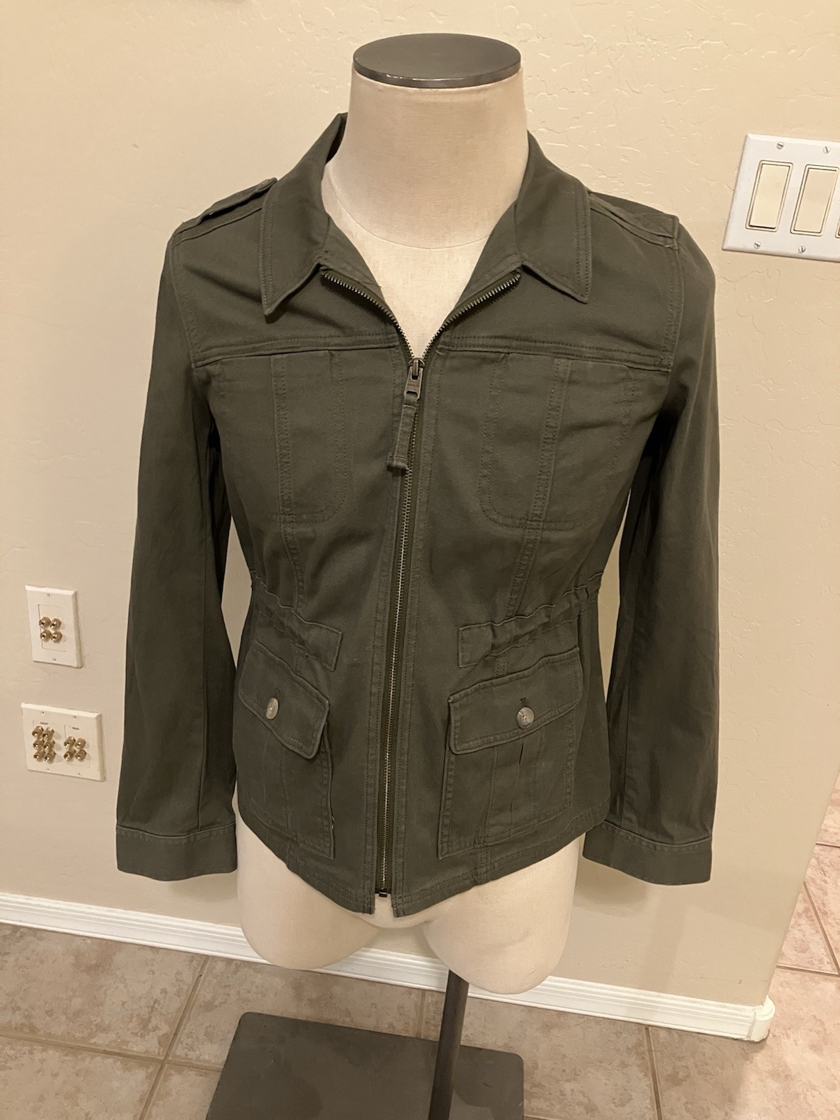 Express Men’s Jacket Size M Green Excellent Condition