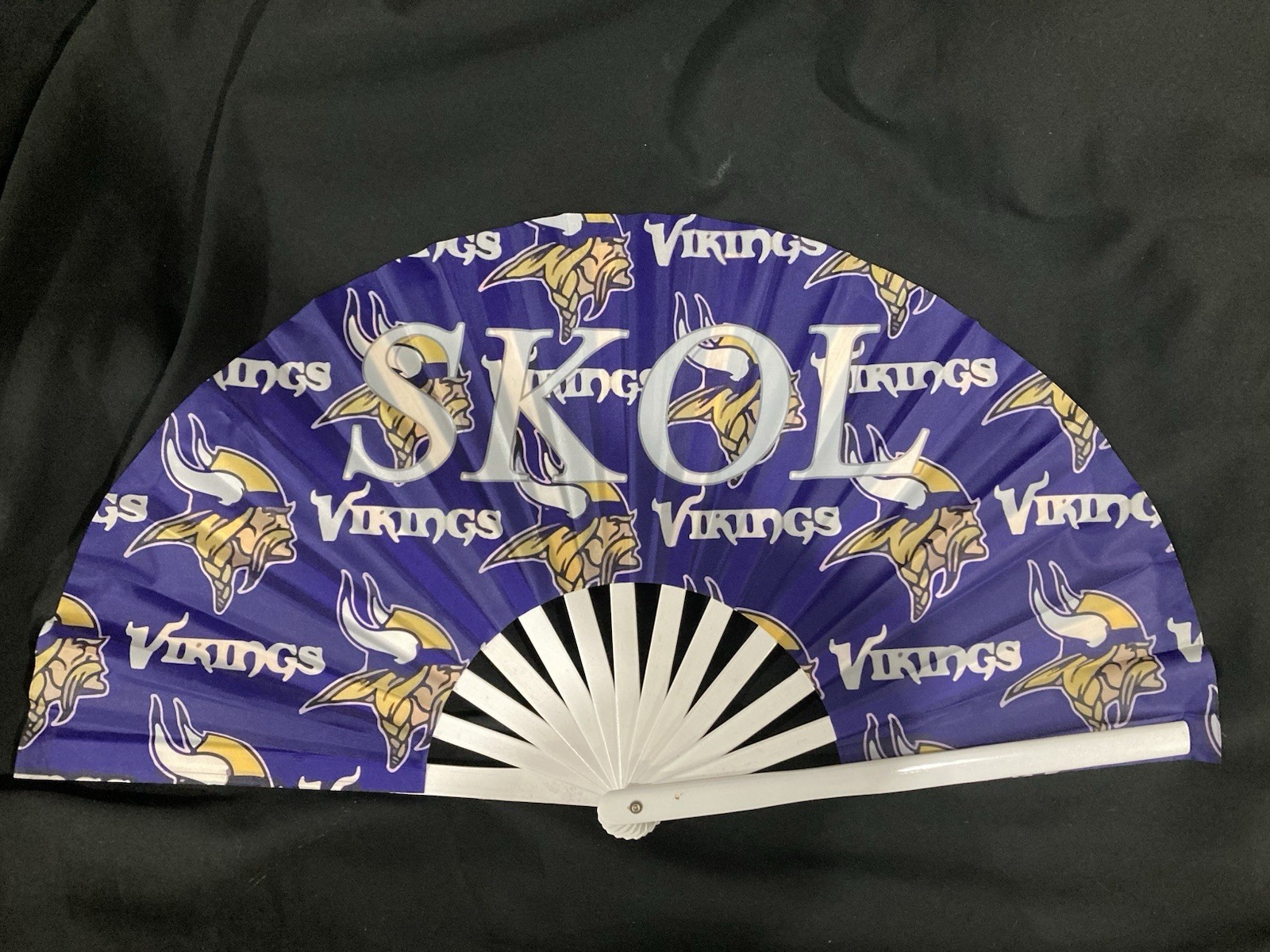 Vikings SKOL Folding Hand Fan Plastic Purple White Gold Party Sports Look