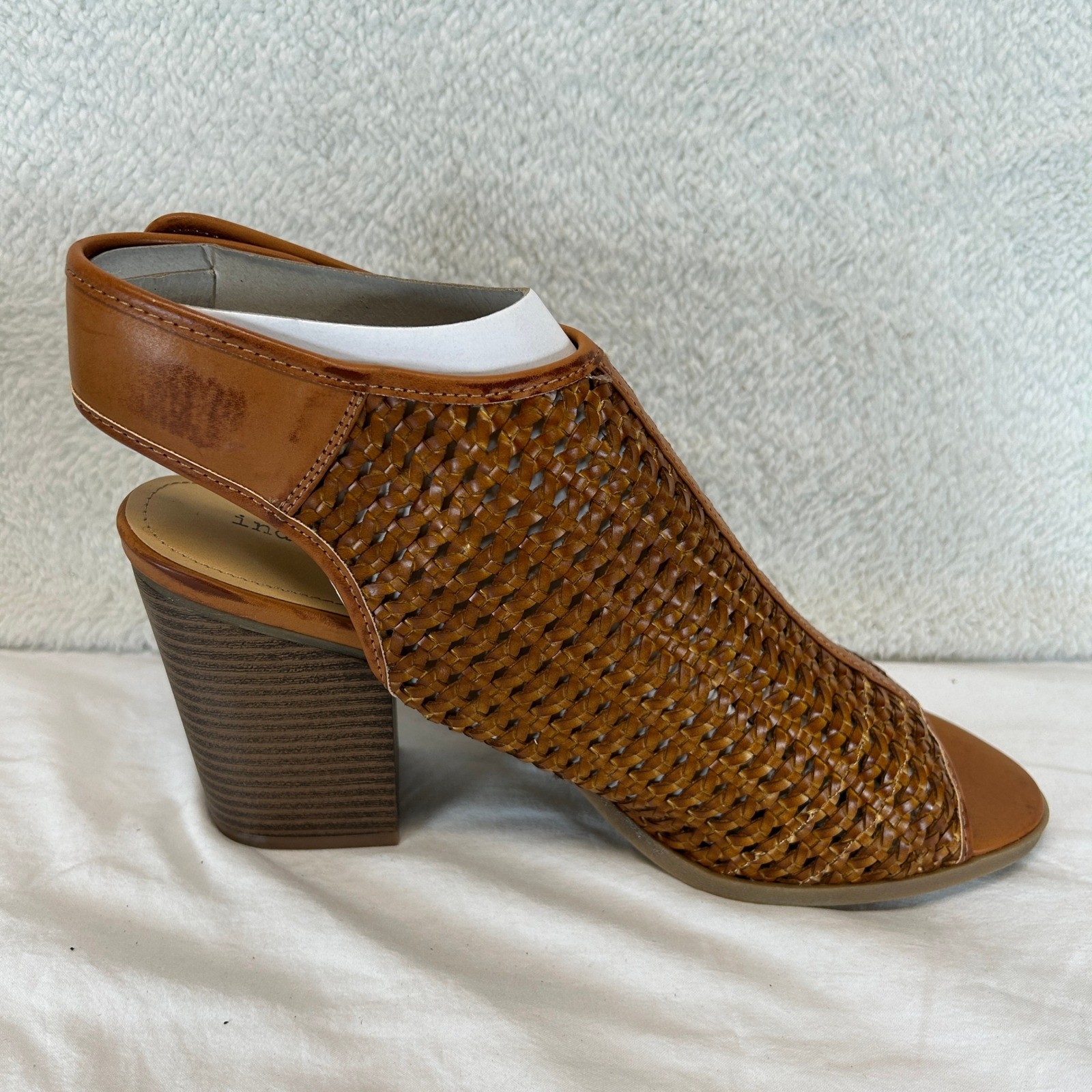 Indigo Rd Irpeele Womens Medium Brown Woven Open Toe Block Heel Sandals 11 New
