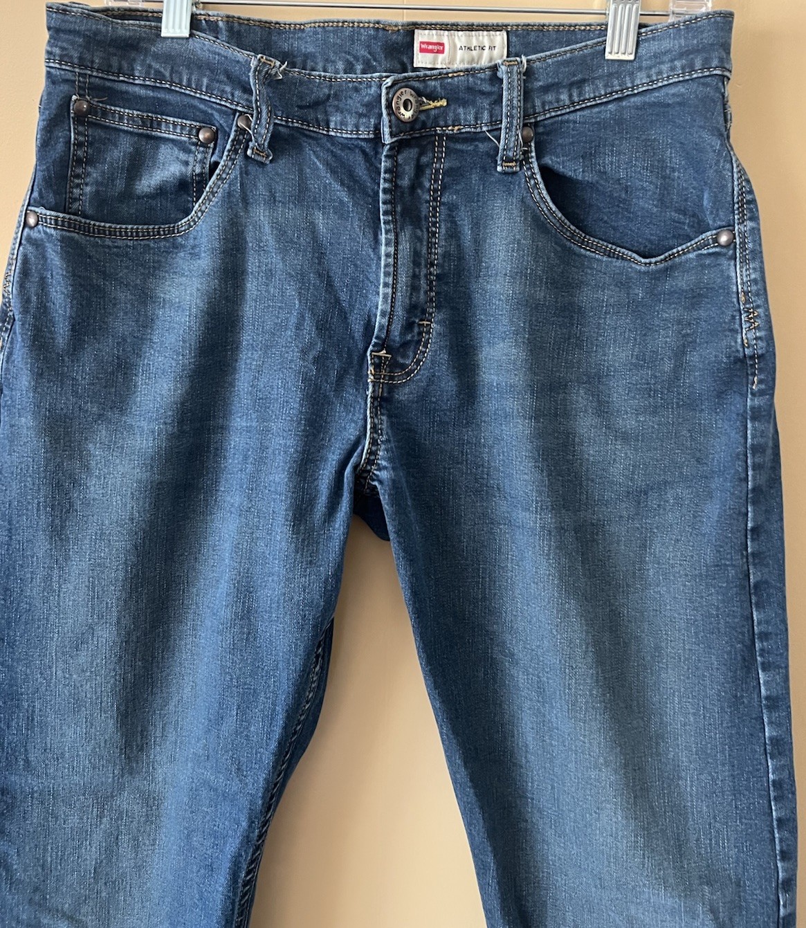 Wrangler Men’s Free To Stretch Athletic Fit Jean Blue 32×30 (actual 32×29.5)