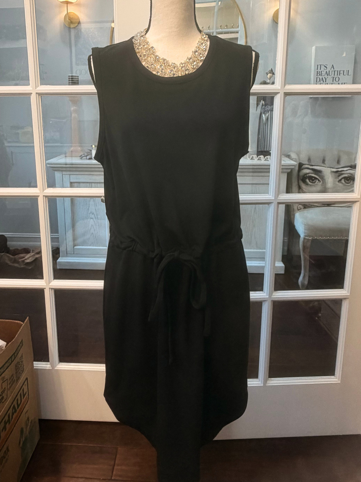 NWT Evereve Black Sierra Sleeveless Dress L with Waist Tie Curved Hem $98