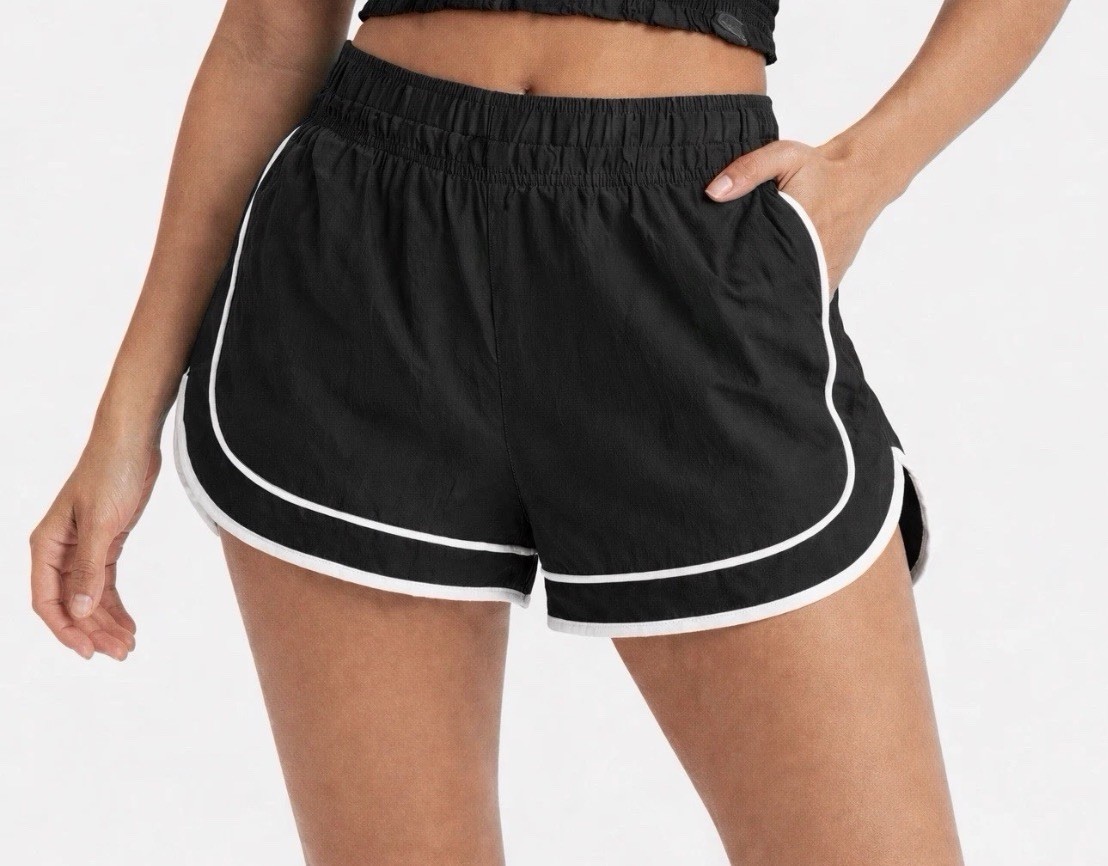 JoyLab Women’s Woven Mid-Rise Shorts Black Size XS