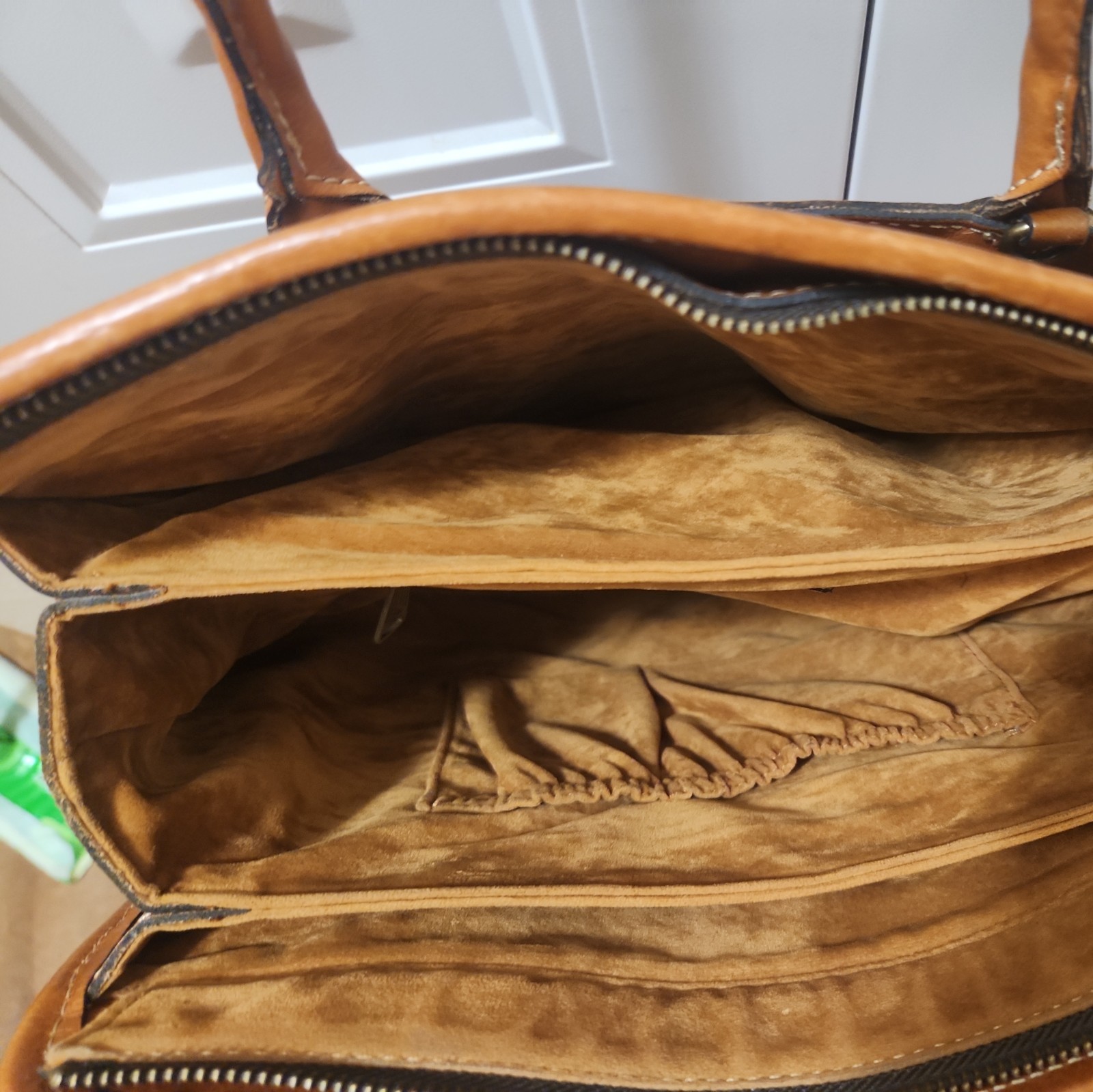 Beautiful Patricia Nash Hand Tooled Brown Leather Shoulder Bag Purse