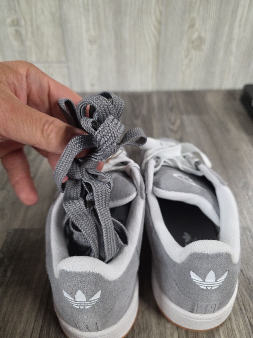 Adidas Campus 00s J Sneakers Suede Gray White Gum Boys Size 5 1/2 D NEW NO BOX!